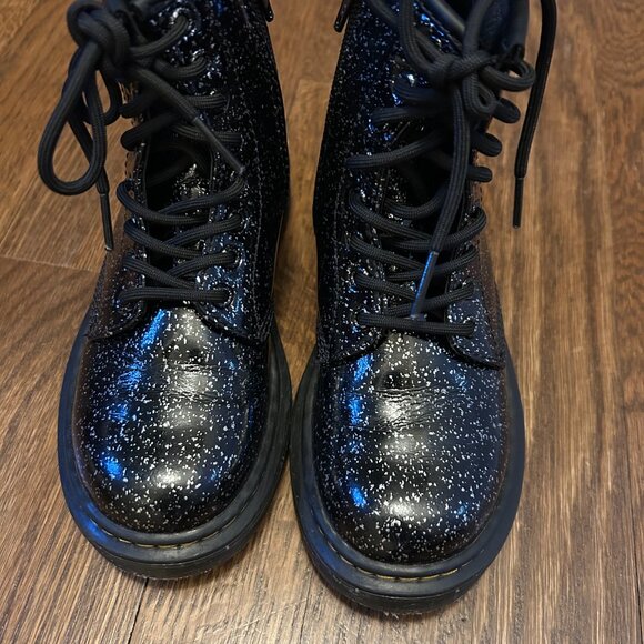 Dr. Martens unisex-child 1460 J (Little Kid/Big Kid) - Picture 3 of 6